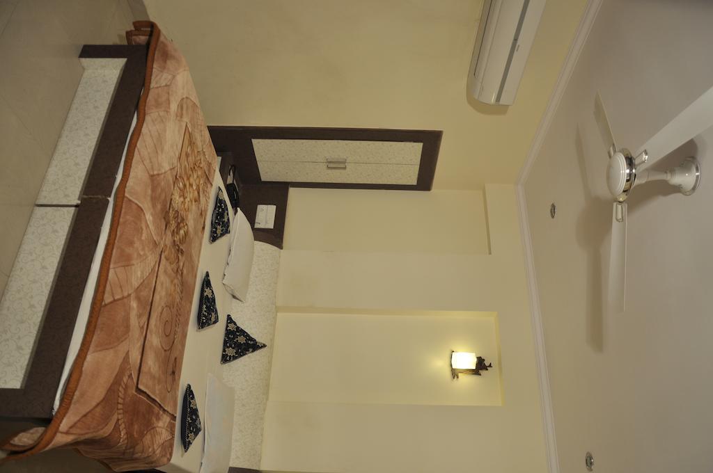 Hotel Metro Джапур Экстерьер фото